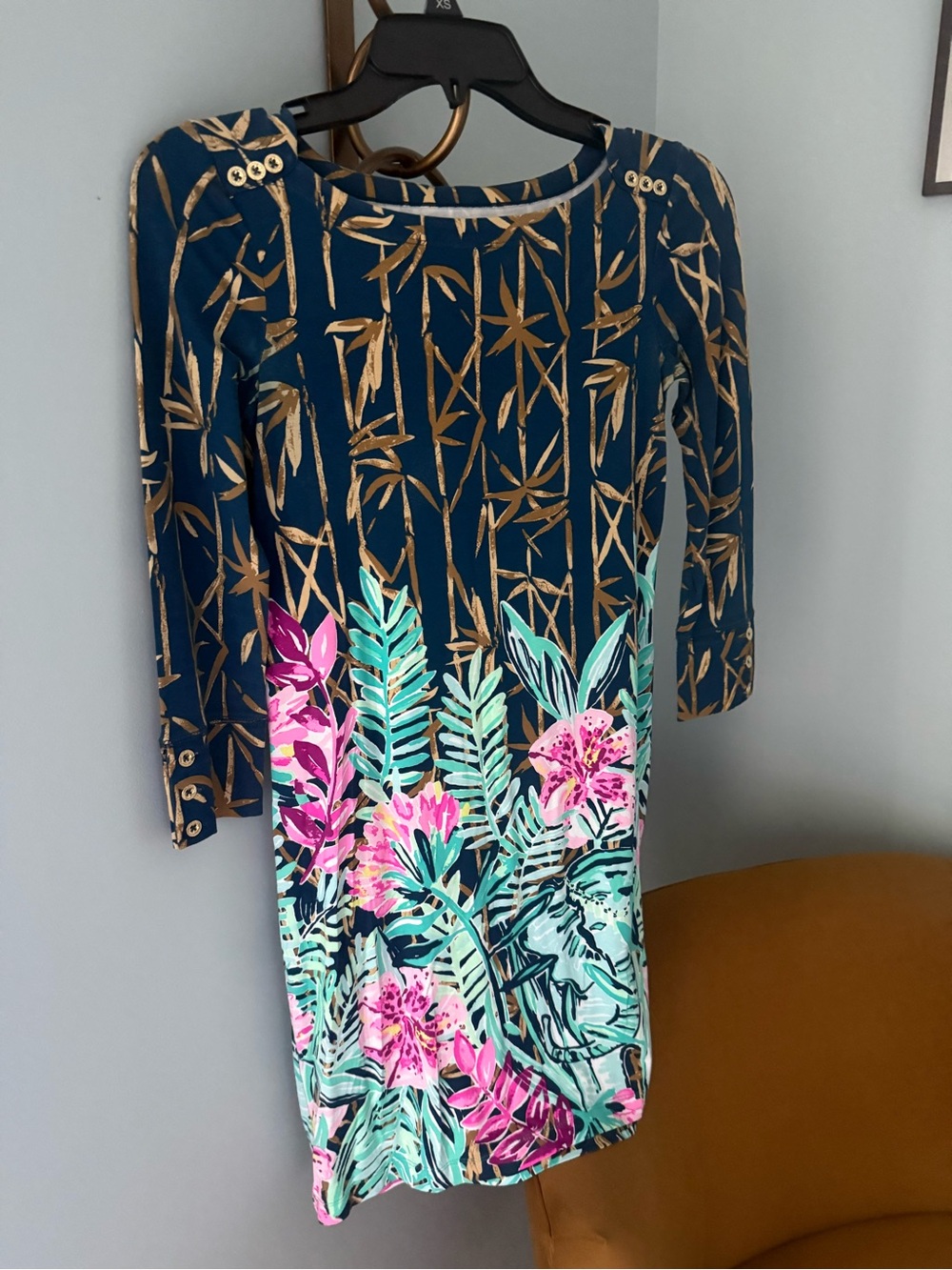 Lilly Pulitzer summer bundle priced to sell! - Picture 2 of 5